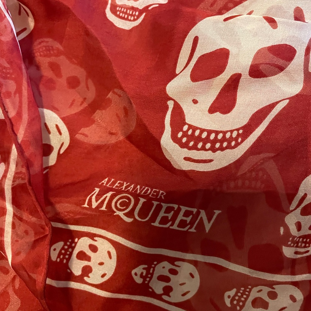 Alexander McQueen Crimson Skull Print Scarf